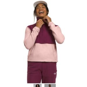 The North Face Women’s Medium 1/4 Zip Polartec Fleece
